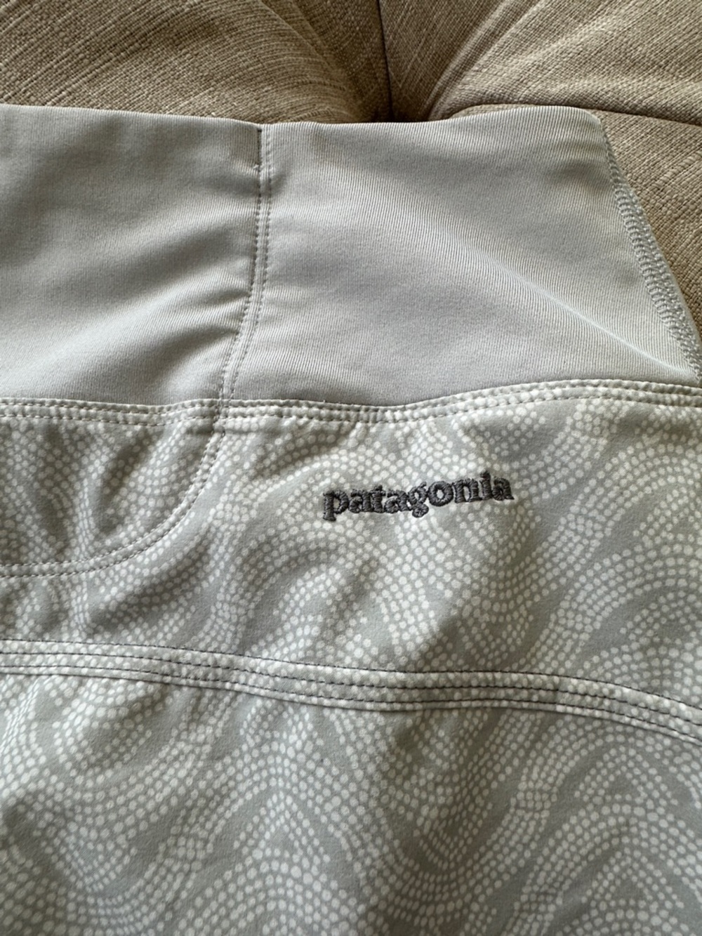Patagonia White Wave-Pattern Skort - Picture 7 of 8